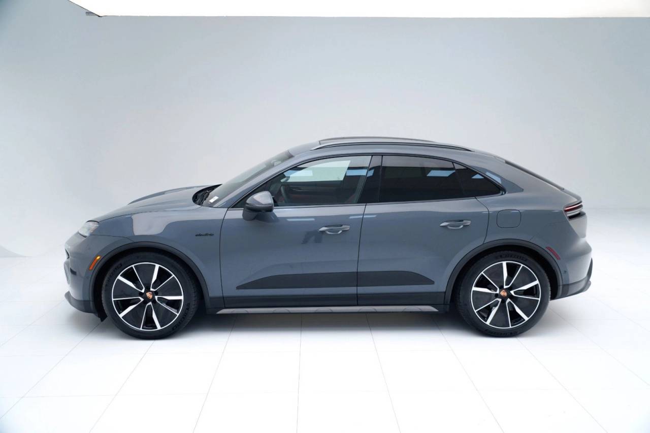 2025 Porsche Macan Macan Electric