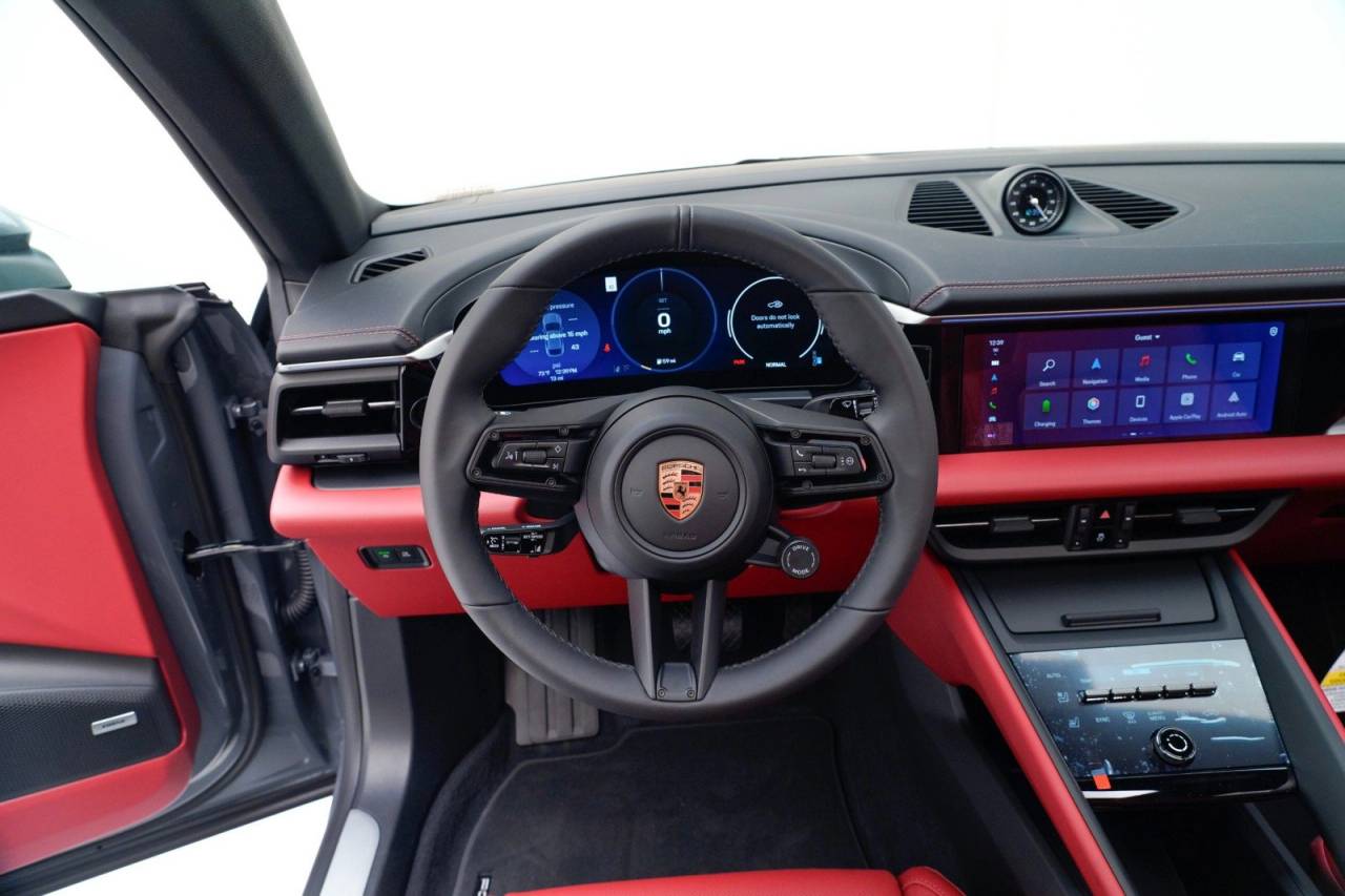 2025 Porsche Macan Macan Electric