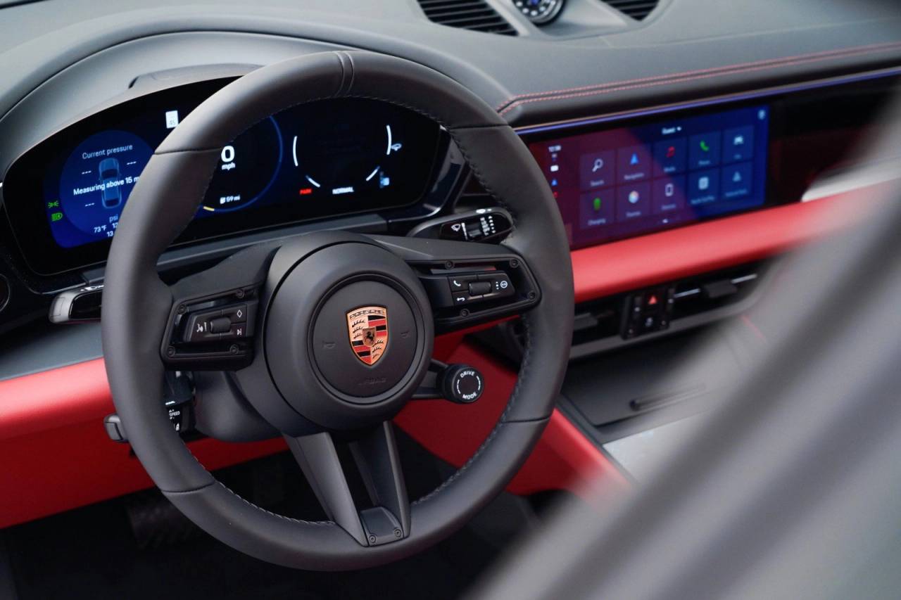 2025 Porsche Macan Macan Electric