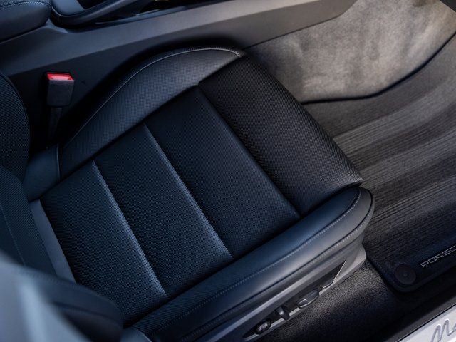 2025 Porsche Macan Macan Electric