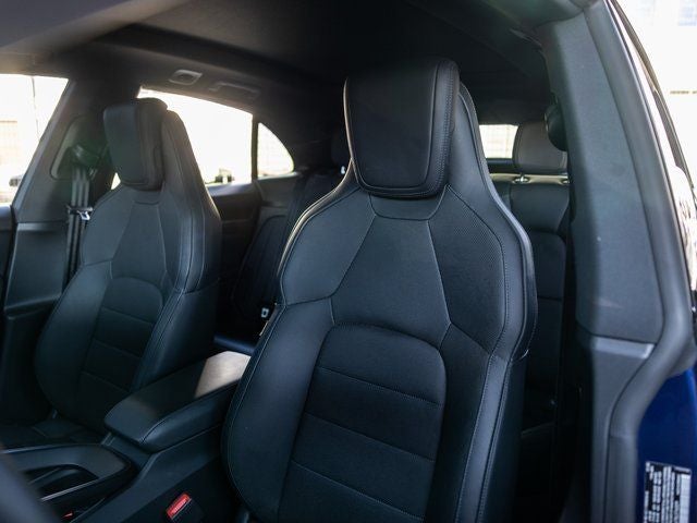 2025 Porsche Macan Macan Electric