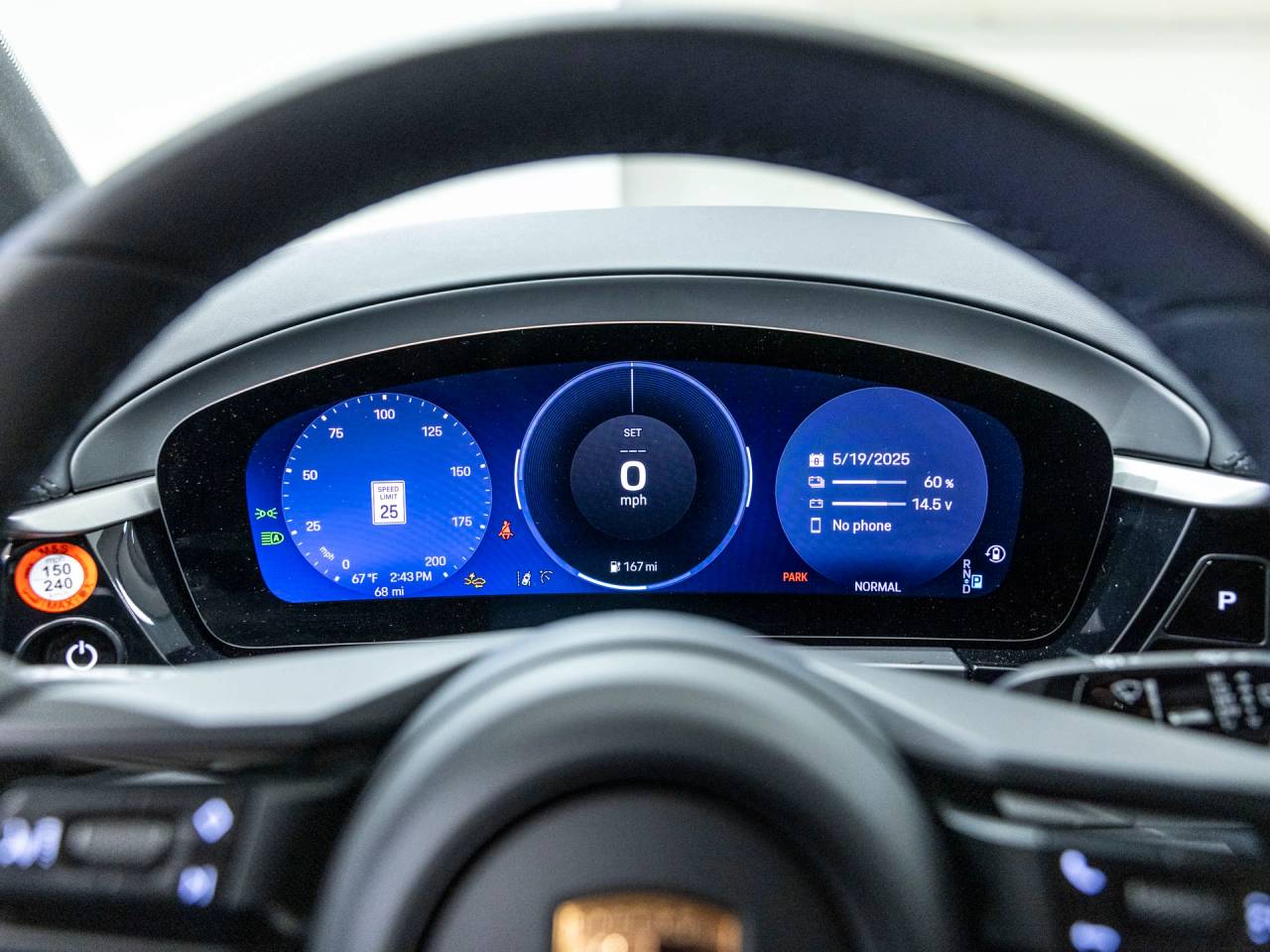 2025 Porsche Macan Macan Electric