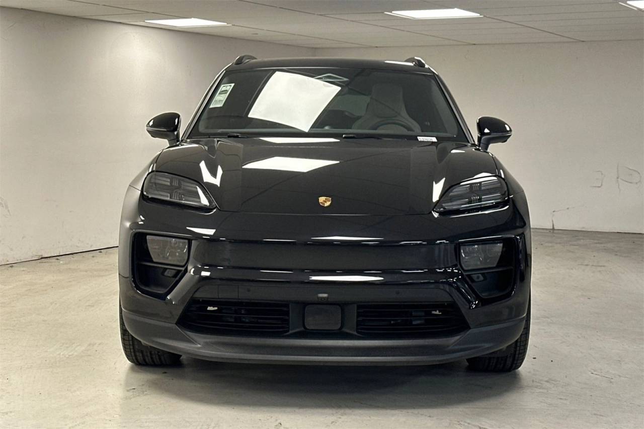 2025 Porsche Macan Electric