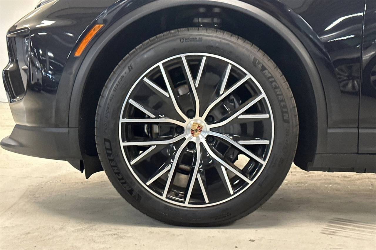 2025 Porsche Macan Electric