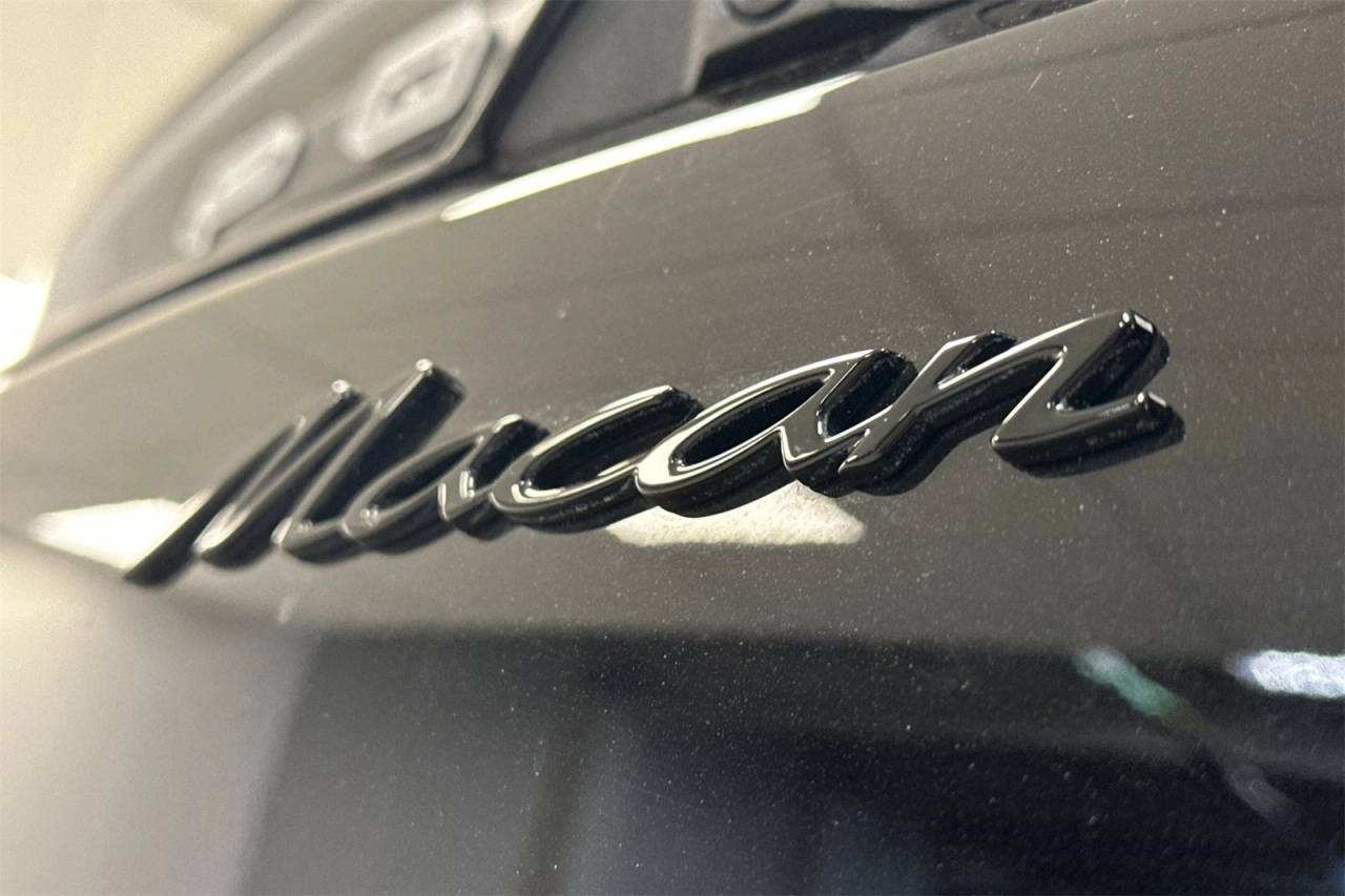 2025 Porsche Macan Electric