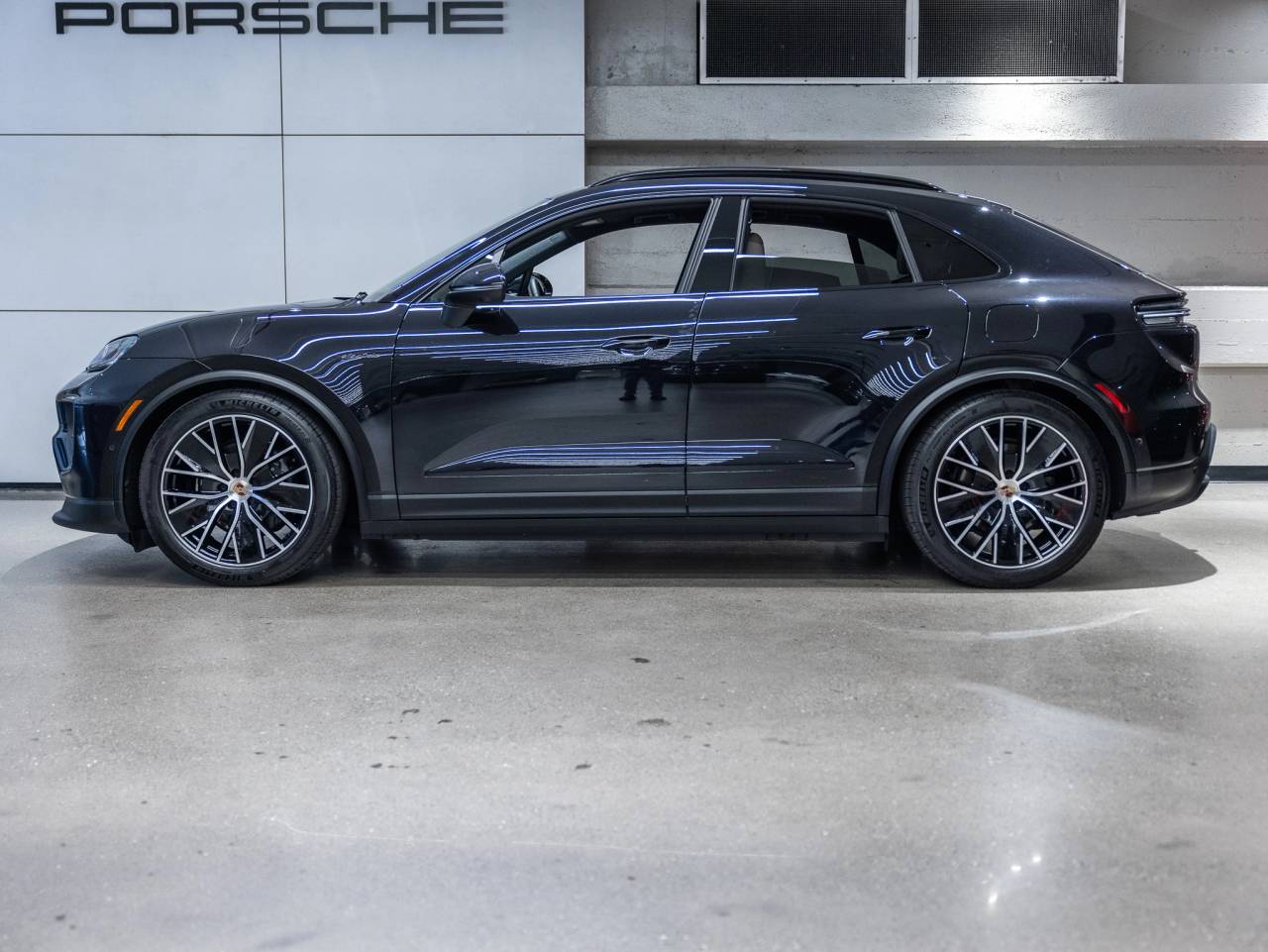 2025 Porsche Macan Electric