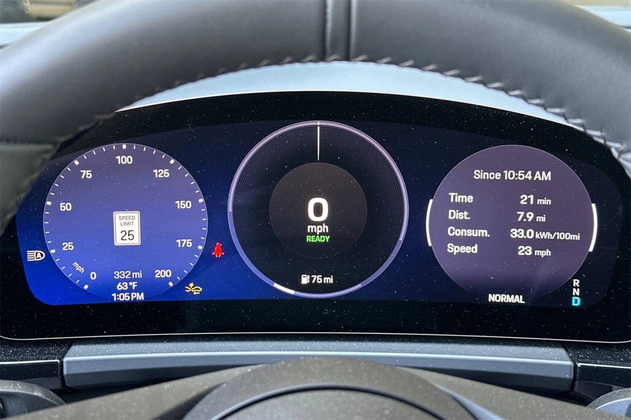 2025 Porsche Macan Electric