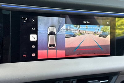 2025 Porsche Macan Electric