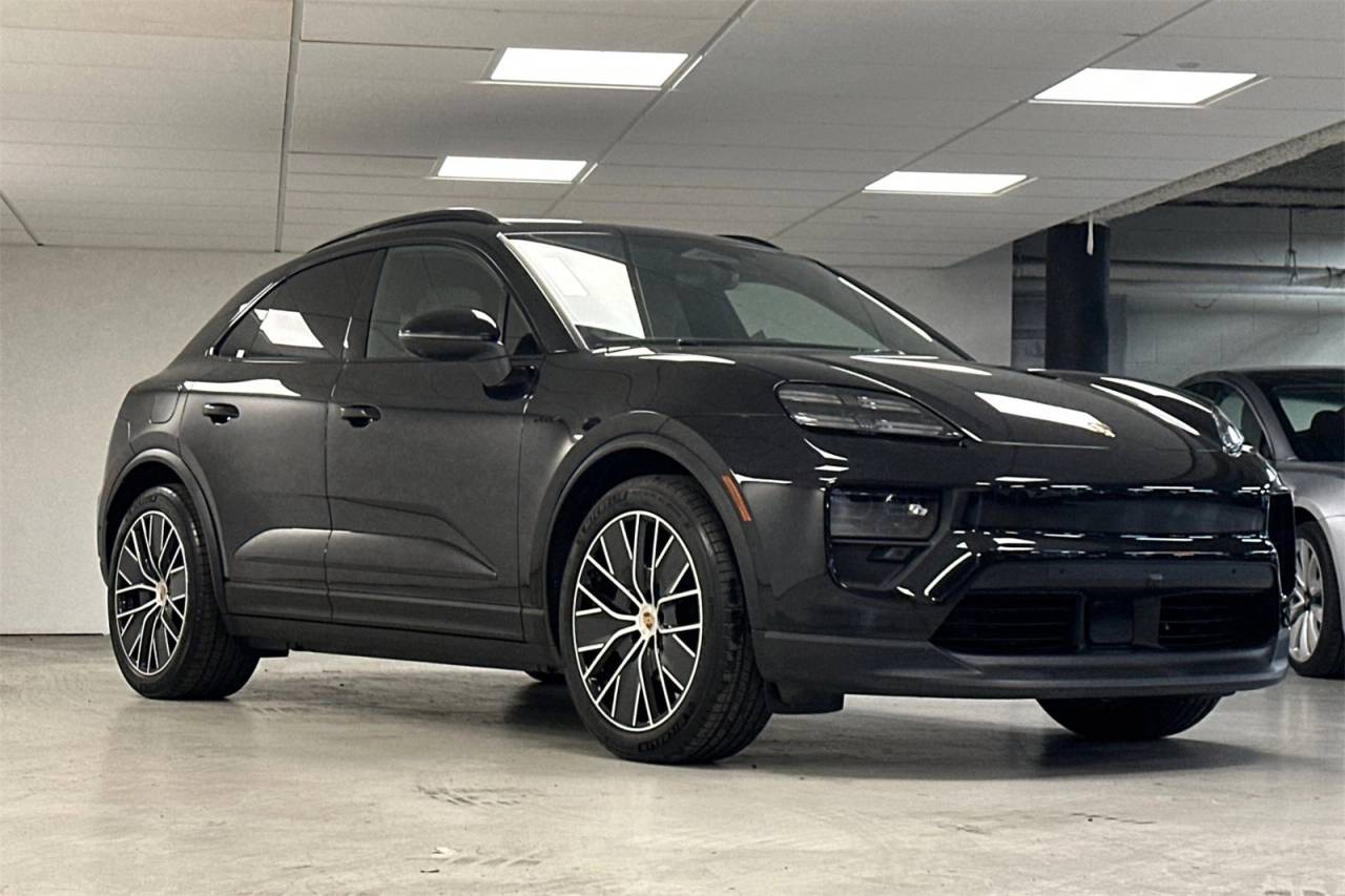 2025 Porsche Macan Electric