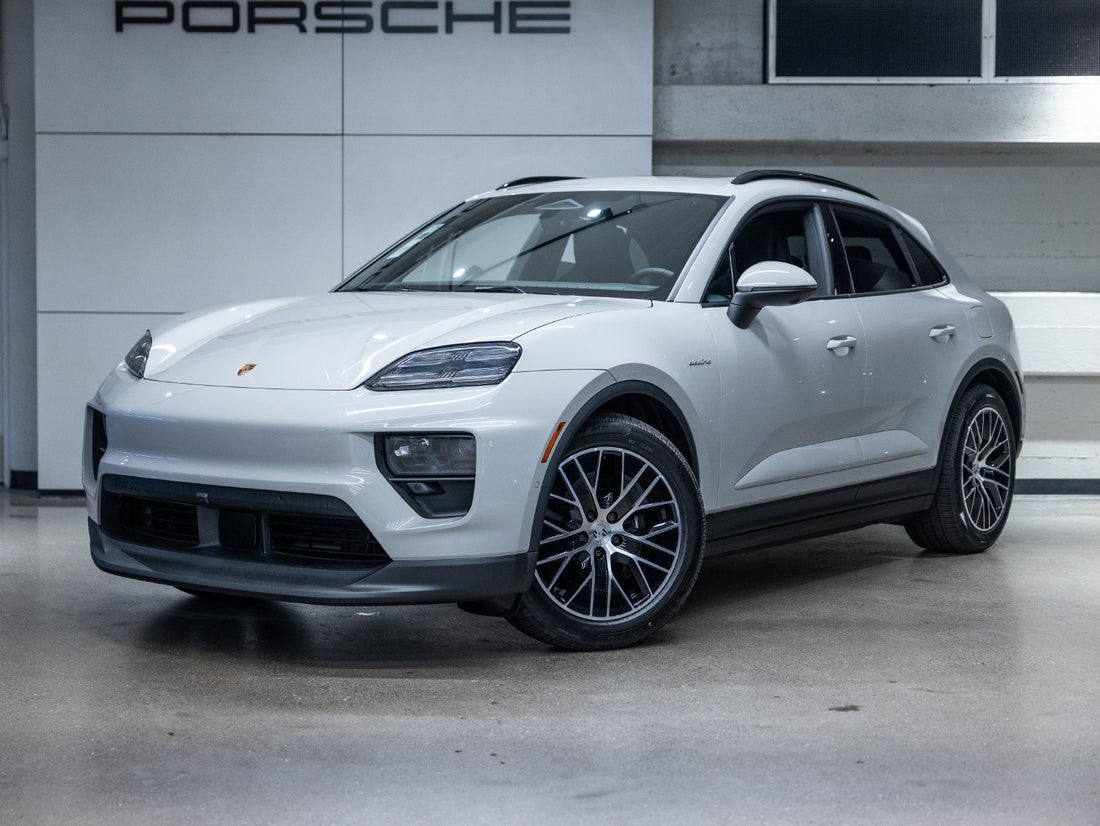 2026 Porsche Macan Electric — photo 1 of 62