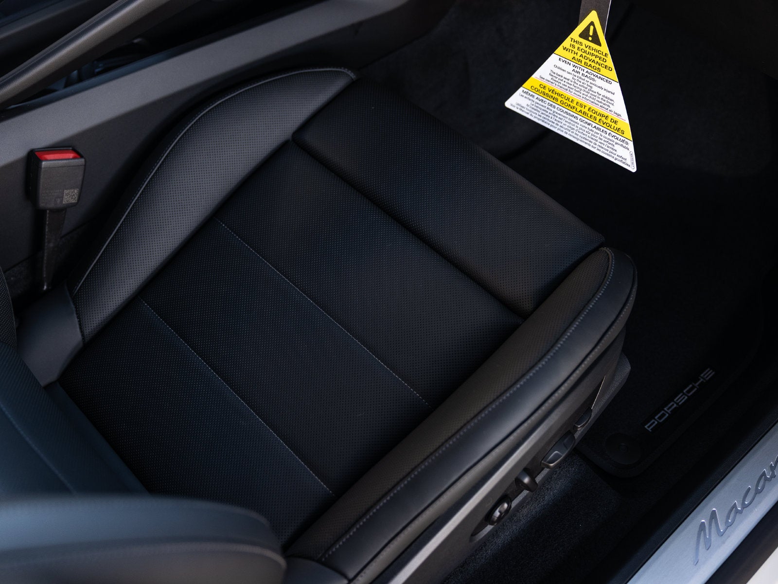 2026 Porsche Macan Macan Electric