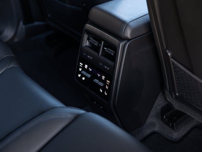 2026 Porsche Macan Macan Electric