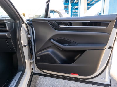 2026 Porsche Macan Macan Electric
