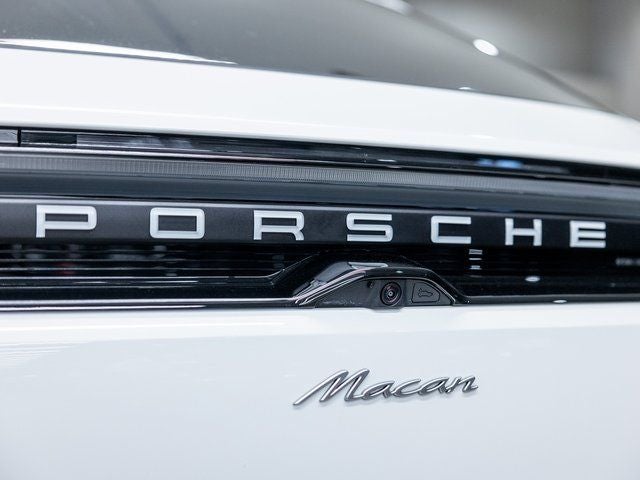 2025 Porsche Macan Macan Electric
