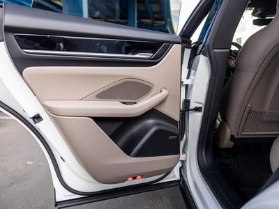 2025 Porsche Macan Macan Electric