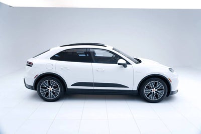 2025 Porsche Macan Macan Electric
