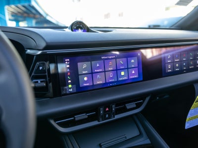 2026 Porsche Macan Macan Electric