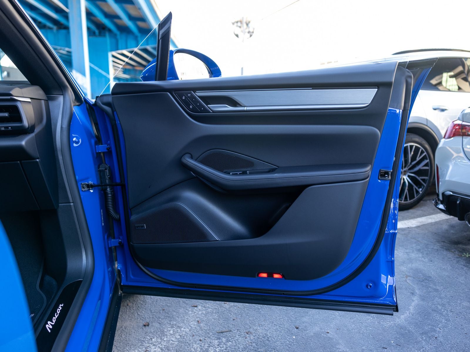 2026 Porsche Macan Macan Electric