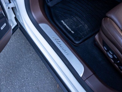 2025 Porsche Macan Macan Electric