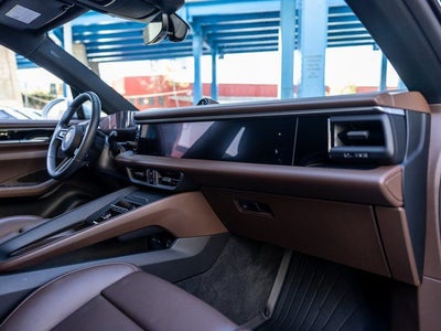 2025 Porsche Macan Macan Electric