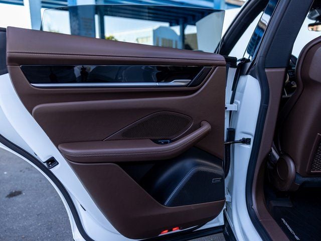 2025 Porsche Macan Macan Electric