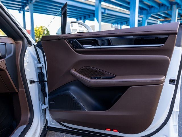 2025 Porsche Macan Macan Electric