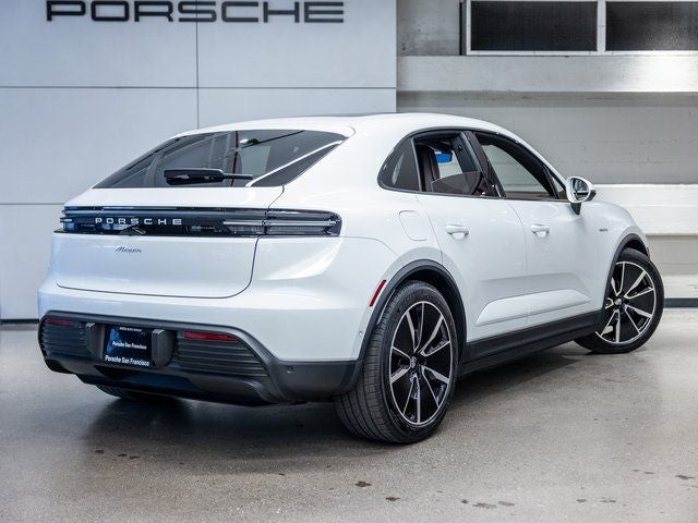 2025 Porsche Macan Macan Electric