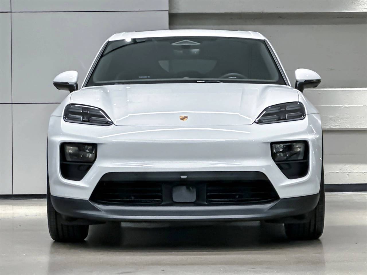 2025 Porsche Macan Macan Electric