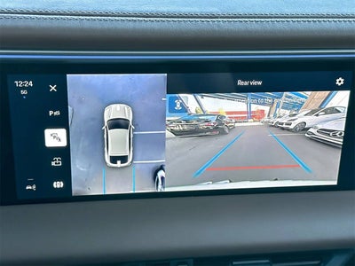 2025 Porsche Macan Macan Electric