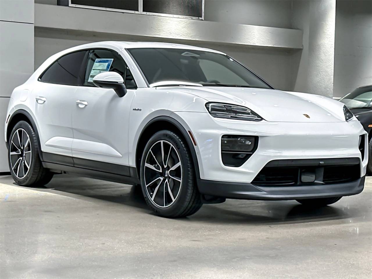 2025 Porsche Macan Macan Electric