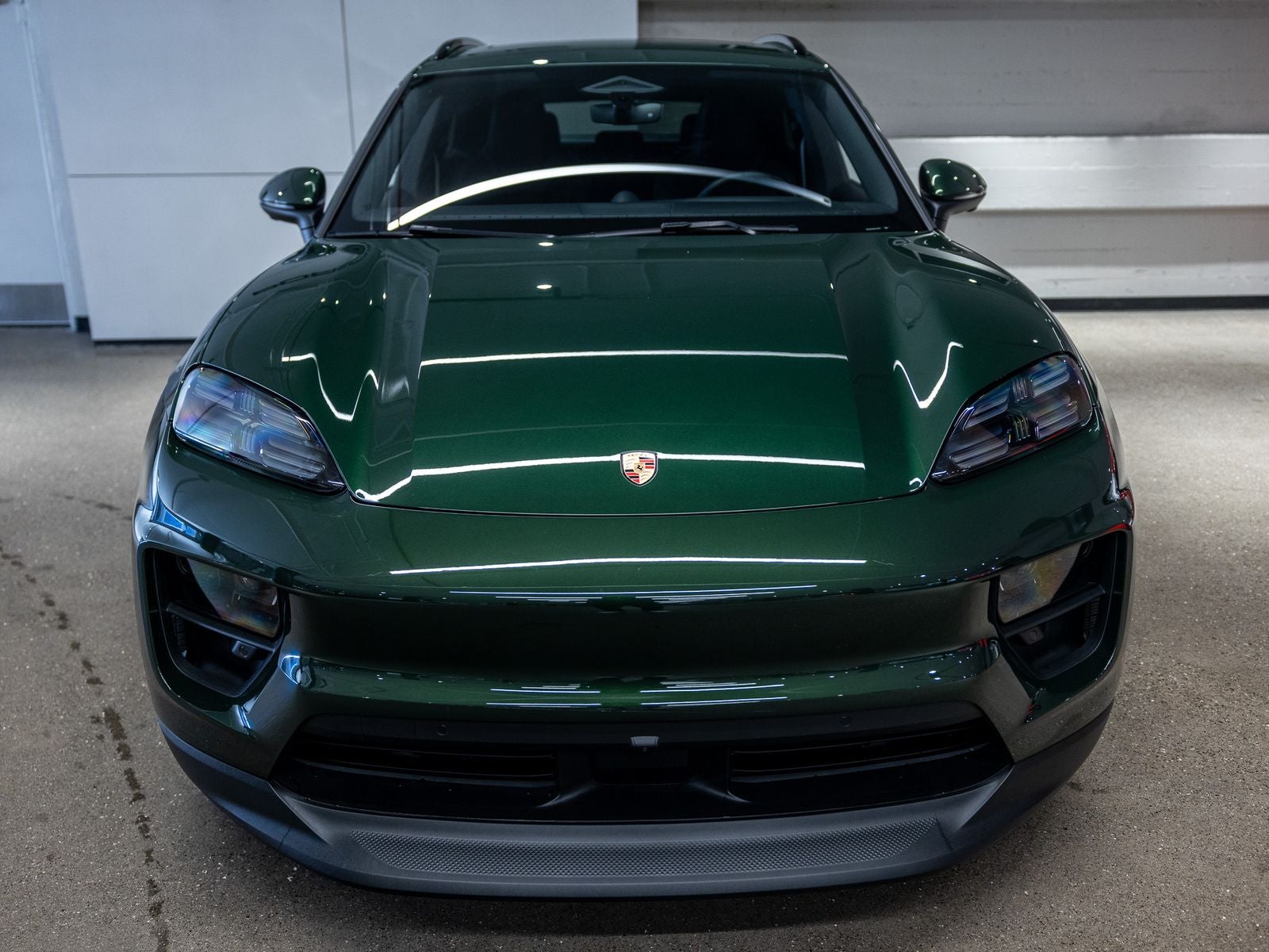 2025 Porsche Macan Electric