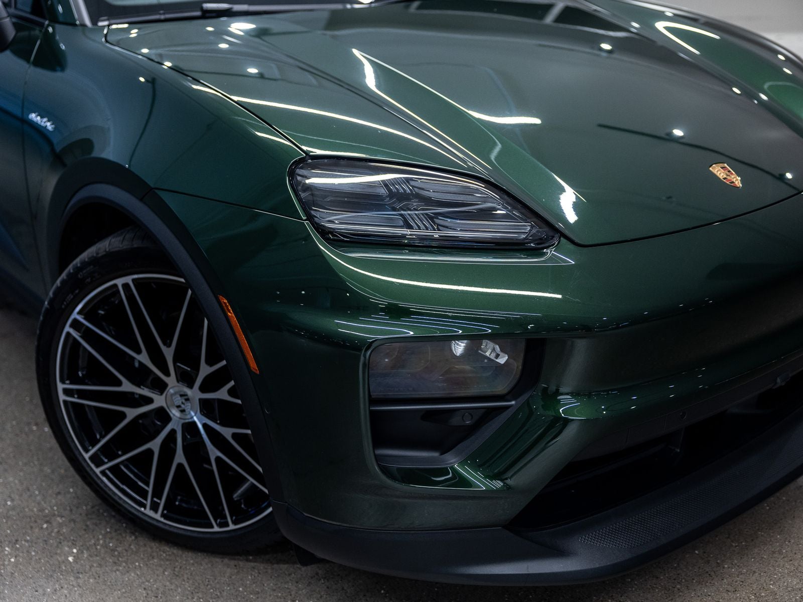 2025 Porsche Macan Electric