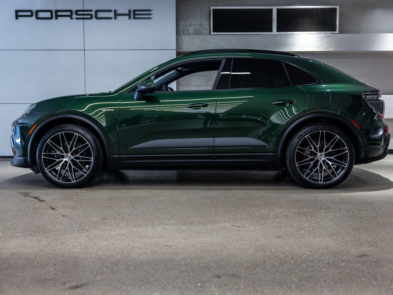 2025 Porsche Macan Electric