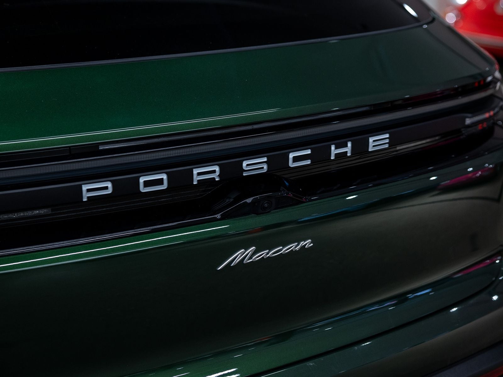 2025 Porsche Macan Electric