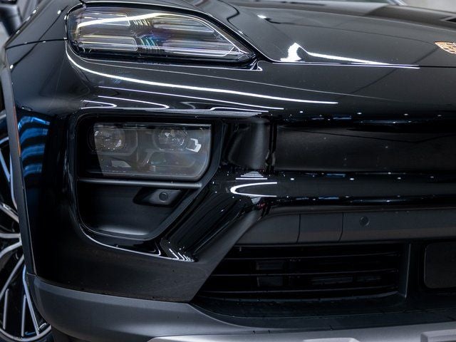 2025 Porsche Macan Macan Electric