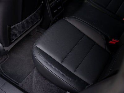 2025 Porsche Macan Macan Electric