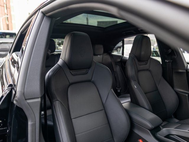 2025 Porsche Macan Macan Electric