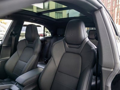 2025 Porsche Macan Macan Electric