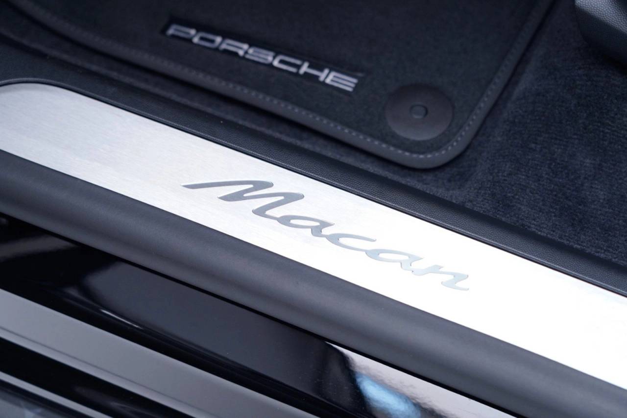 2025 Porsche Macan Macan Electric