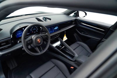 2025 Porsche Macan Macan Electric