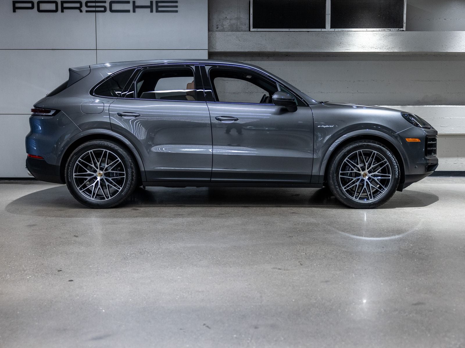2024 Porsche Cayenne Cayenne E-Hybrid