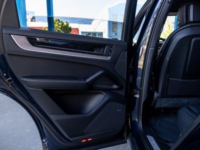 2025 Porsche Cayenne Cayenne E-Hybrid