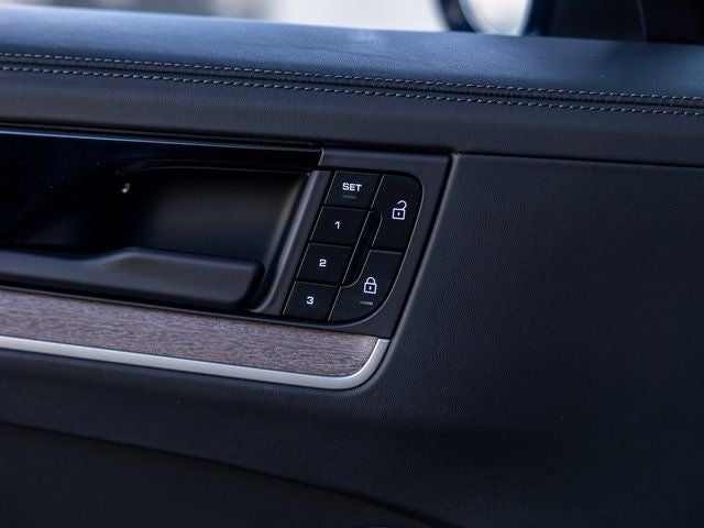 2025 Porsche Cayenne Cayenne E-Hybrid