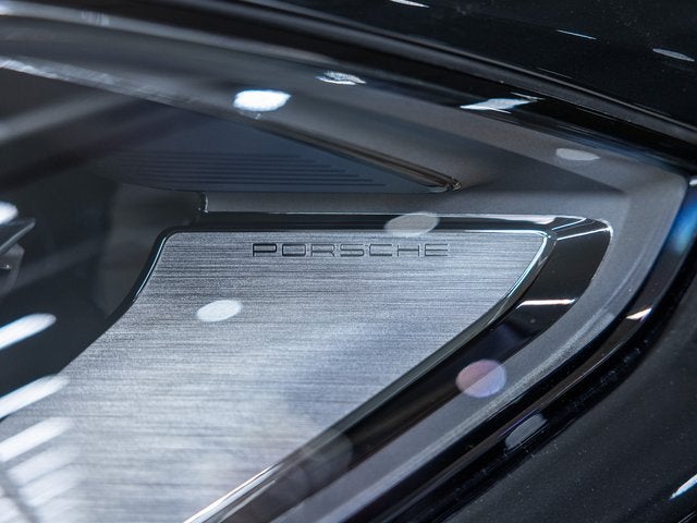 2026 Porsche Cayenne E-Hybrid Base