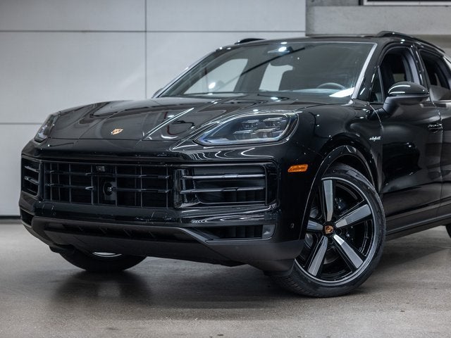 2026 Porsche Cayenne E-Hybrid Base
