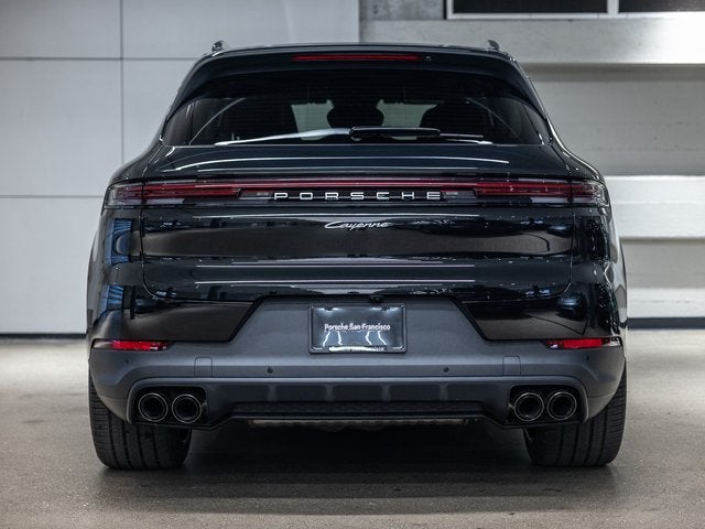2026 Porsche Cayenne E-Hybrid Base