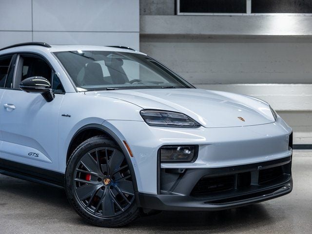 2026 Porsche Macan Macan GTS Electric