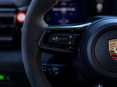 2026 Porsche Macan Macan GTS Electric