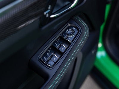 2026 Porsche Macan Macan GTS