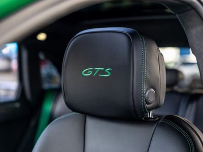 2026 Porsche Macan Macan GTS